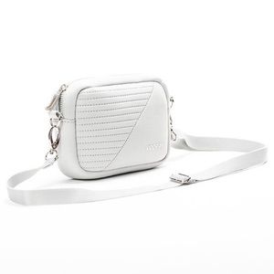 •Vooray Crossbody•